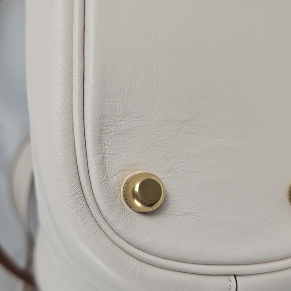 Coach Tali Bucket Bag Soft Leather Chalk Color Medium Size Excellent Condition - Picture 15 of 16